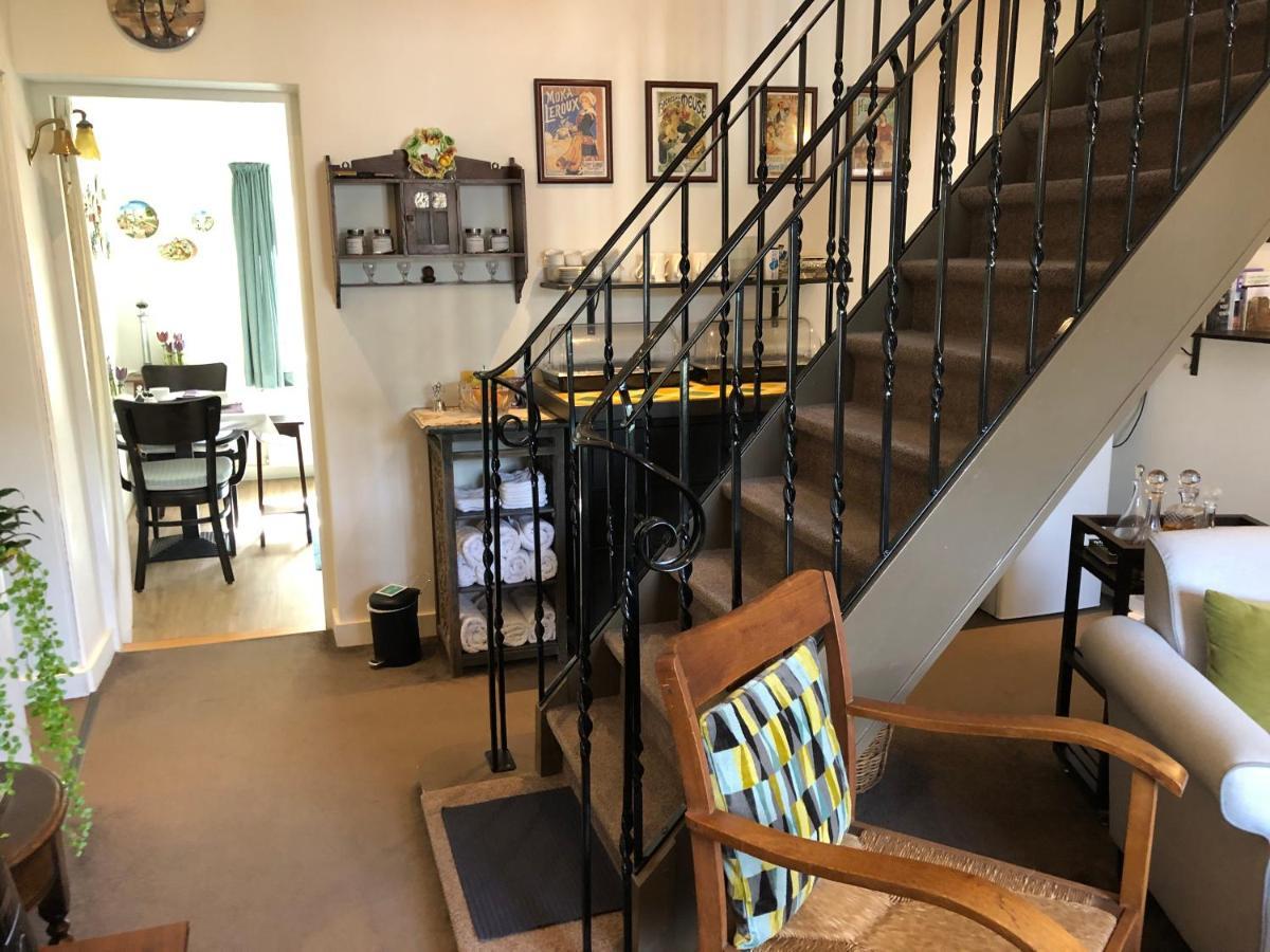 Walnut Lodge Bed & Breakfast Noorbeek Esterno foto