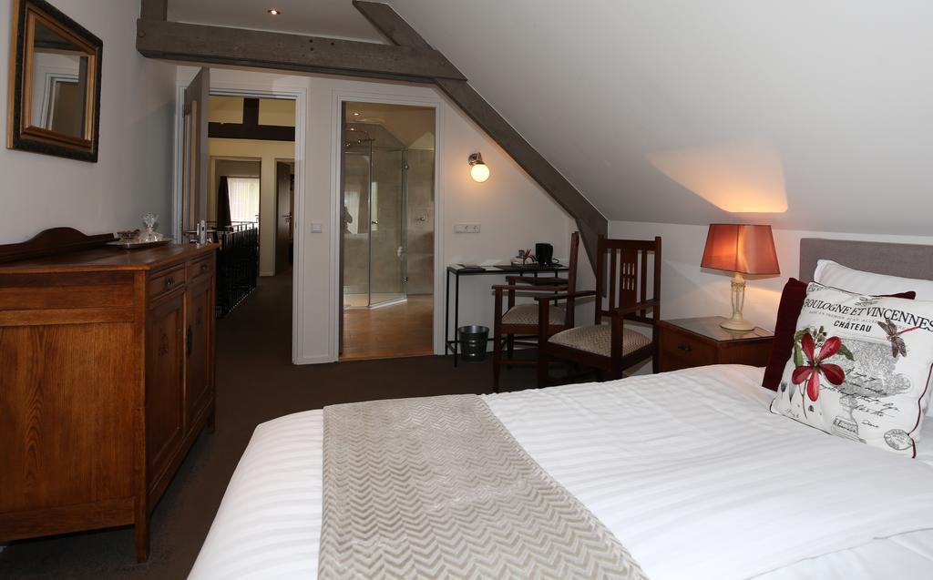 Walnut Lodge Bed & Breakfast Noorbeek Esterno foto